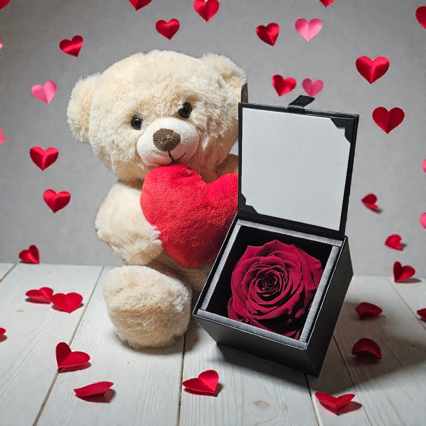 Liefdevolle Valentijnscadeau Set โ Beige Knuffelbeer, Valentijnskaart & Longlife Roos in Doos