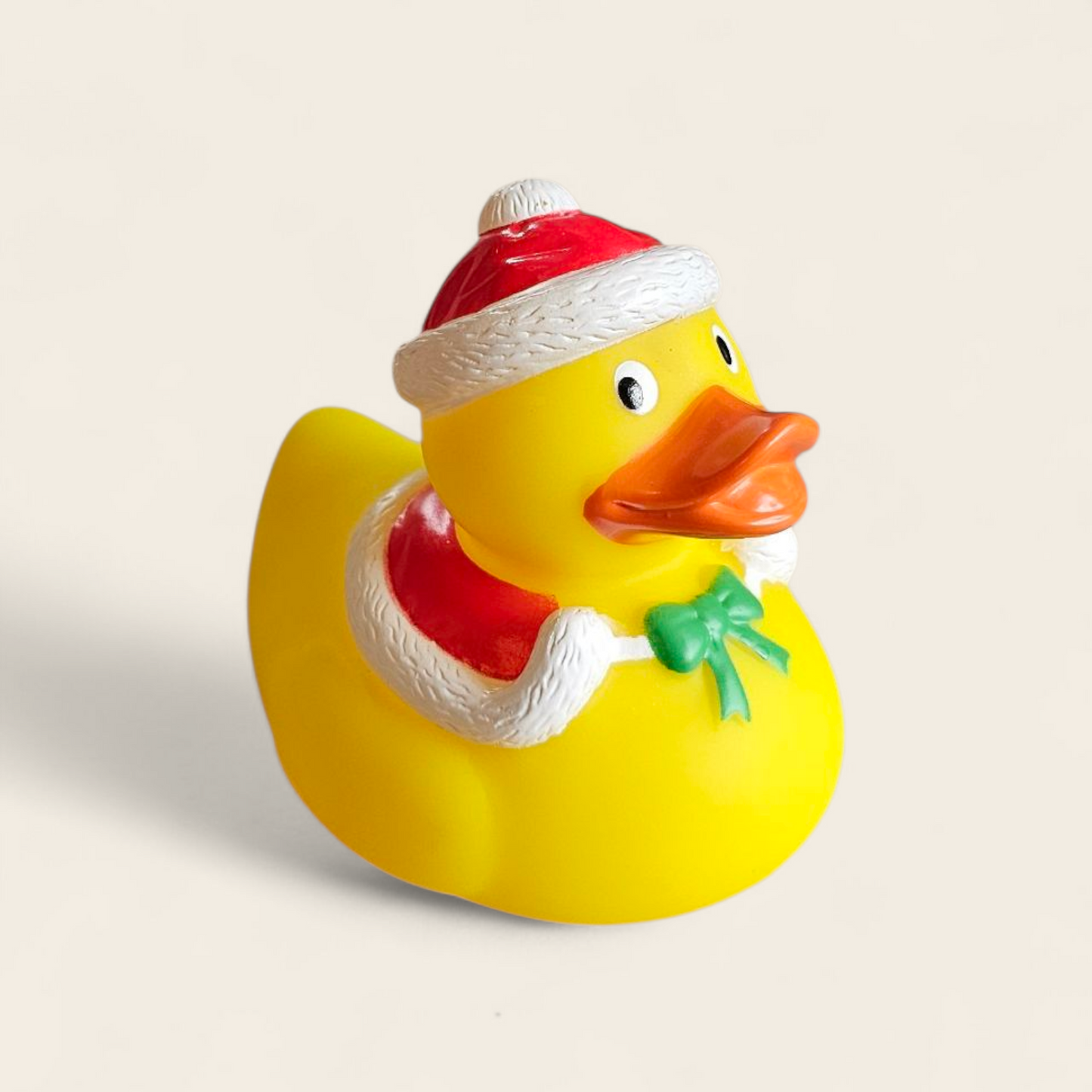 bad eend met kerstmuts zijkant