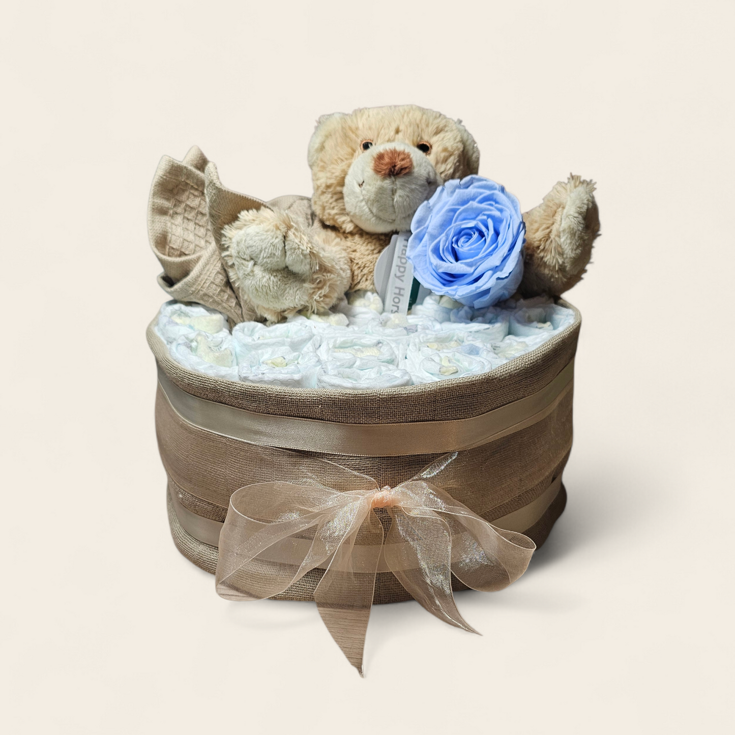 Luxe Luiertaart 1-Laags met Premium Pampers, blauwe Longlife Roos, Hydrofiele Doek, Spuugdoekje en Superzacht Beertje: Het Perfecte Kraamcadeau
