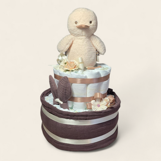 luiertaart met 2 lagen in de kleur bruin met kuiken