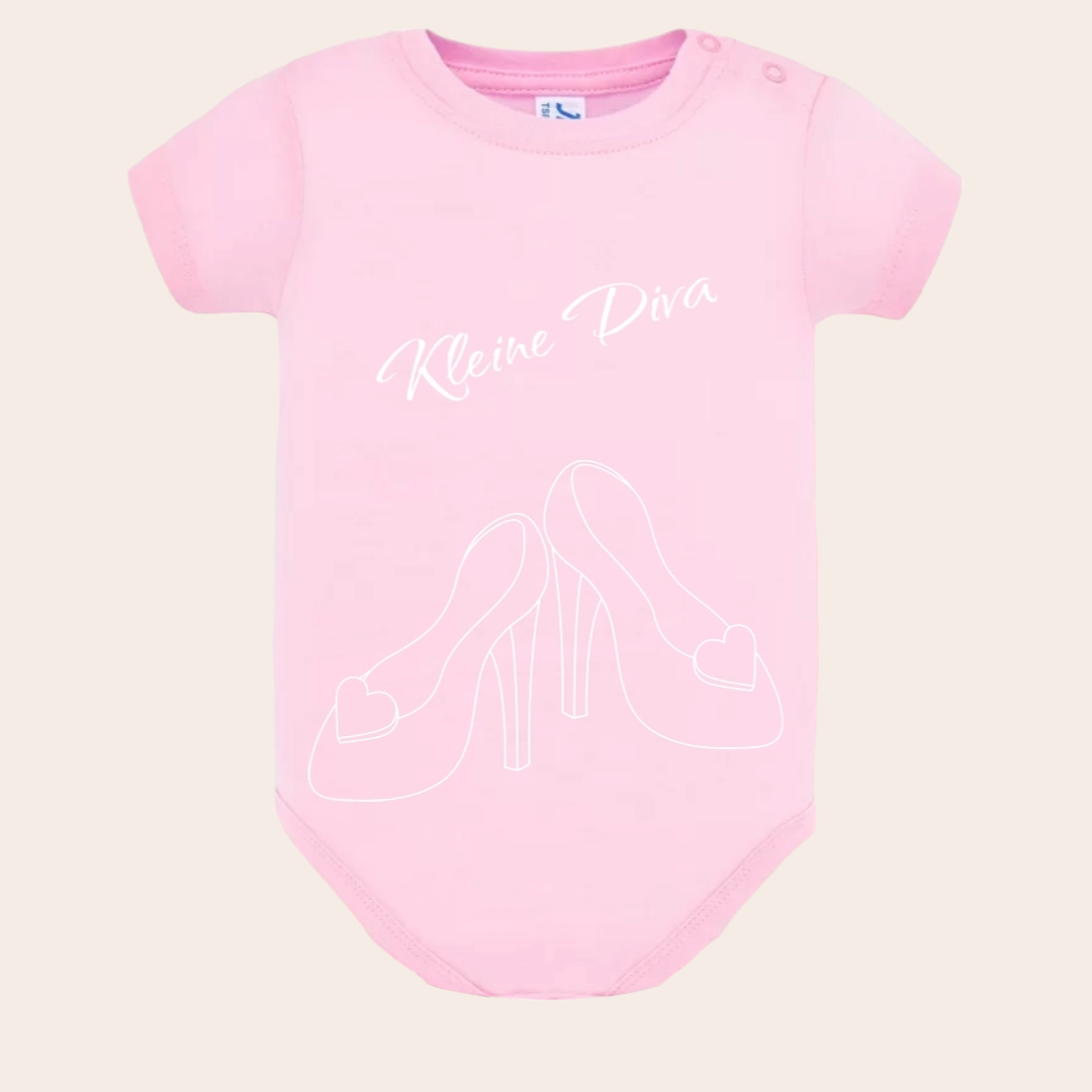 Body mit Text „Little Diva“ – erhältlich in Pink, Blau und Weiß