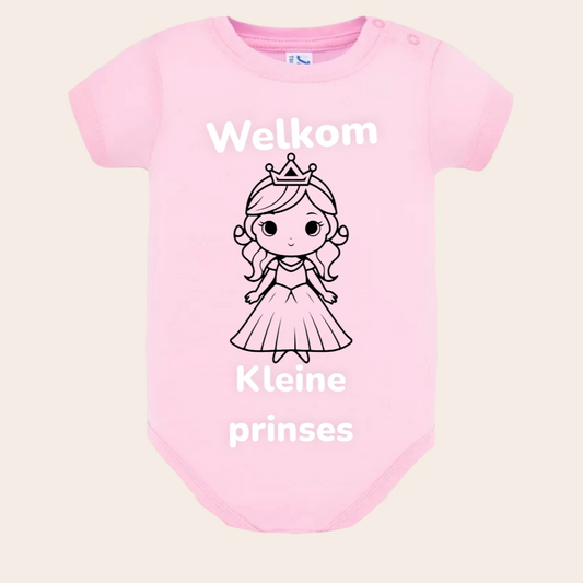 Body mit Aufdruck einer Prinzessin und dem Text „Welcome Little Princess“ – erhältlich in Rosa, Blau und Weiß