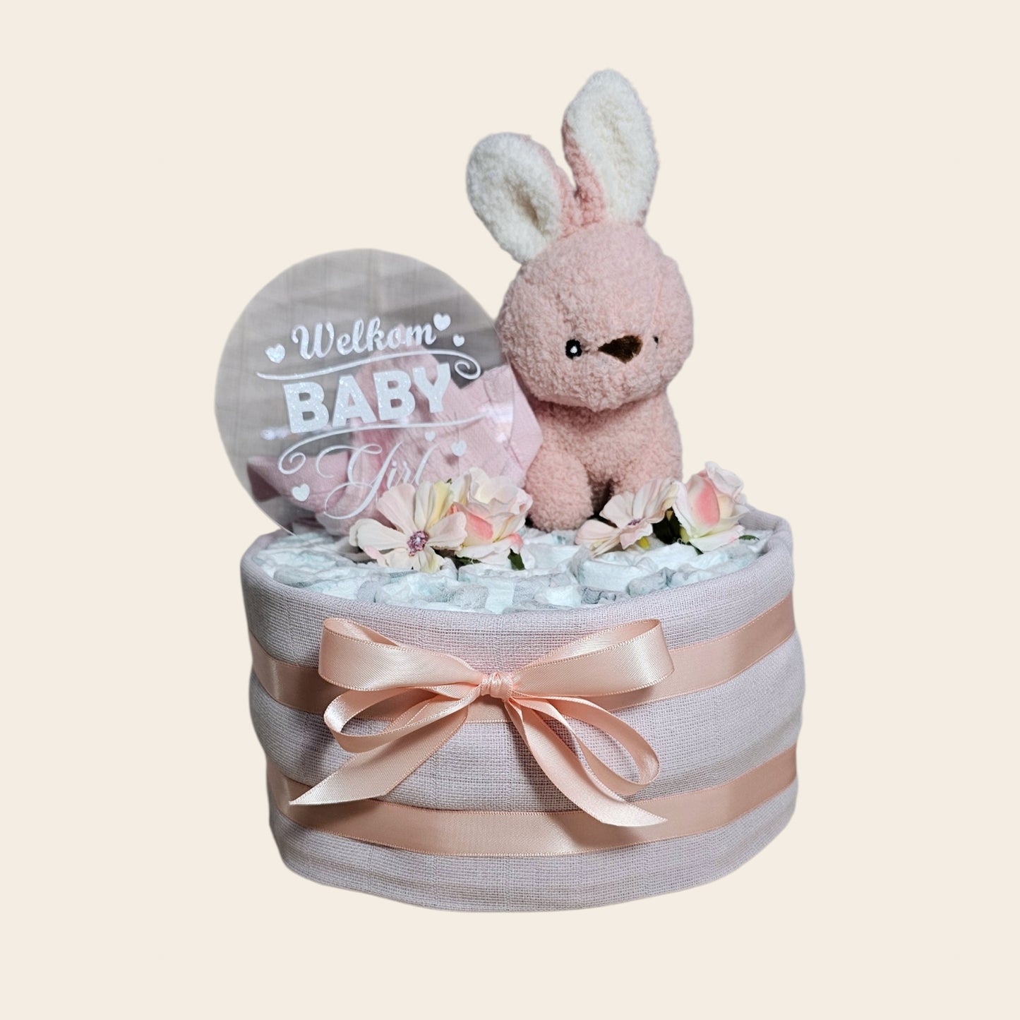 Luiertaart 1 laags roze – Welkom Baby Girl met konijnen knuffel